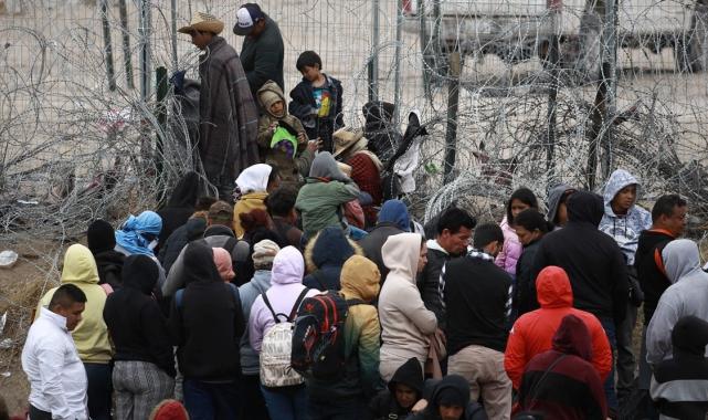 ABD-Meksika sınırındaki göçmen krizi sürüyor