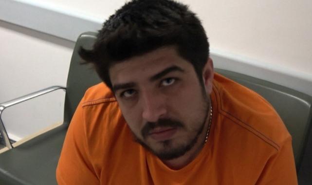 Aksaray'da kazaya yapan otomobilden inen anne- oğula başka araç çarptı