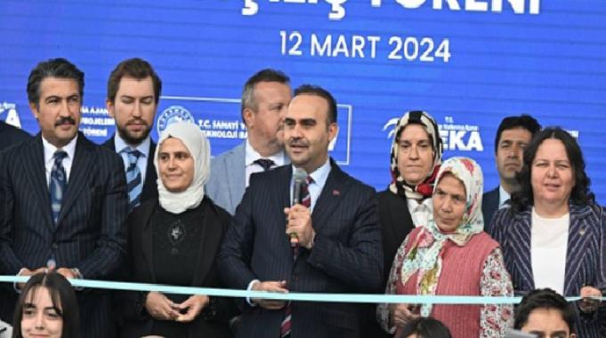 Bakan Kacır:  “493 kalkınma projesine 866 milyon lira destek verdik”