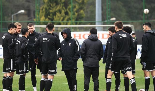 Beşiktaş geri dönüşte zorlanıyor