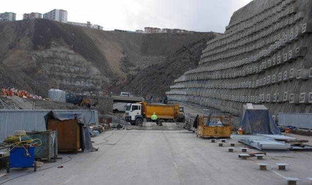 Bir dev hizmet daha tamamlandı! Yusufeli Viyadüğü'nde iki yaka kavuştu