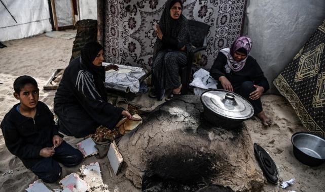 BM raportörleri: İsrail, Filistinlileri bilerek aç bırakıyor