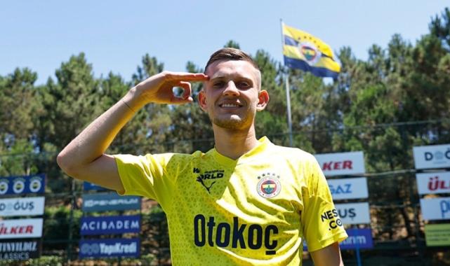 Fenerbahçe, Sebastian Szymanski'nin bonservisini belirledi