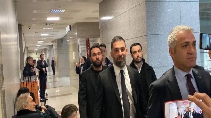 Futbolda vurgun davası! Arda Turan ifade veriyor: Paramı alayım, Seçil yatmasın...