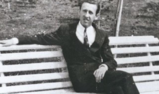 Garip Şiir Akımı'nın önde gelen temsilcilerinden olan Melih Cevdet Anday'ın doğum yılı