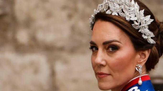 Günlerdir ortalarda görünmeyen Kate Middleton görüntülendi! Prensesin durumu iyi