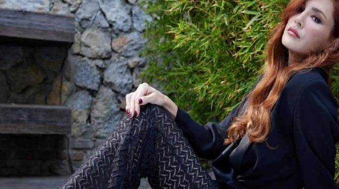 Güzel oyuncu Mine Tugay'dan aşk itirafı geldi! "Hala aşka inanıyorum"