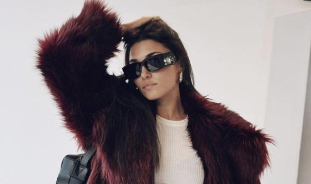 Hande Erçel'den yeni paylaşım! Hintçe konuştu, gören inanamadı...