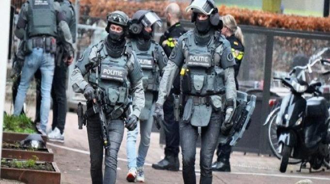 Hollanda’da rehine krizi! Polis operasyon başlattı