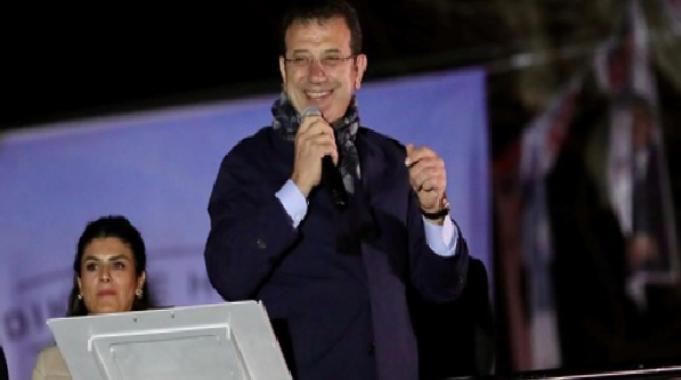 İmamoğlu: "Bu iktidar, o meczuplardan memnun, hatta onları ödüllendiriyorlar"