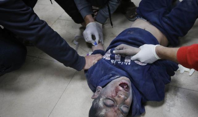 İsrail, Gazze'de evlere saldırdı: Can kayıpları yaşandı