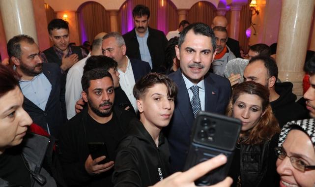 İstanbul adayı Murat Kurum'dan gençlere mektup: 'Endişesiz bir yaşam sürmeniz için çok çalıştım'