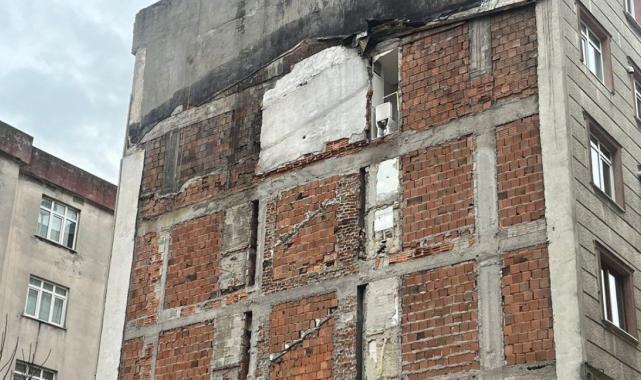 İstanbul'da kentsel dönüşüm yıkımı gerçeği ortaya çıkardı: Tuvalet açıkta kaldı