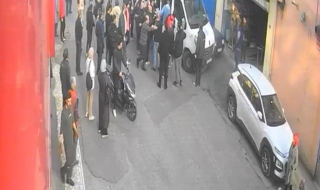 İstanbul’da 'neden bana çarptın' kavgası: 5 kişi baba ve oğlunu darbetti