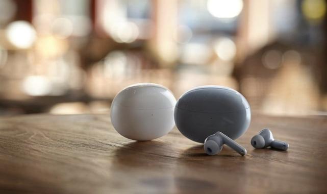 Kablosuz kulaklık rekabeti sürüyor: 5 farklı modeli inceledik