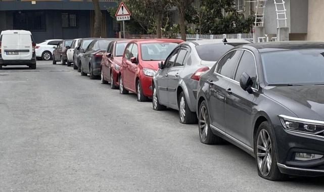 Küçükçekmece'de 19 aracın lastiğini patlattılar