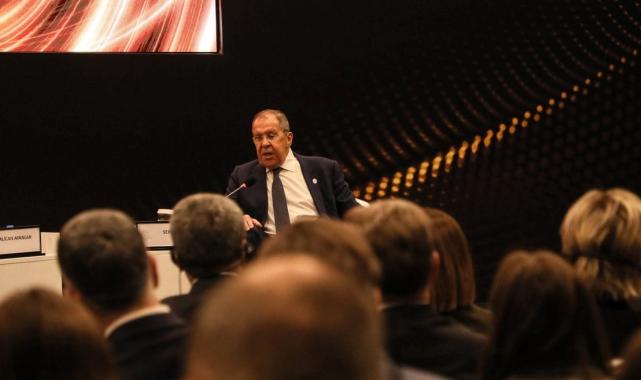 Lavrov: ABD, Filistinlilerin toprağının olmadığı bir barış istiyor