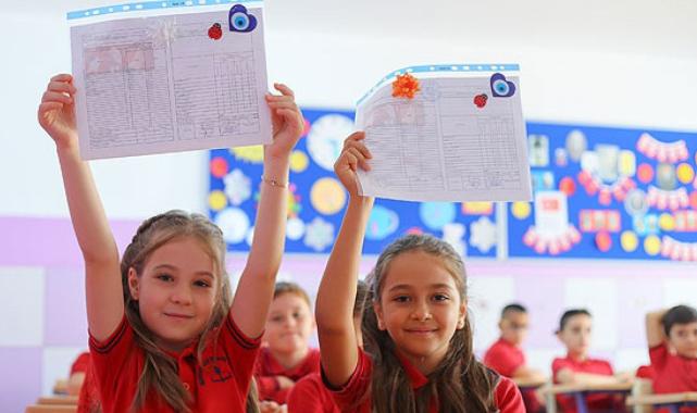MEB açıkladı! Eğitimde yeni dönem: Karneler değişiyor...