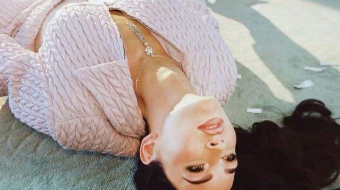 Megan Fox, yeni göğüsleri için ne kadar para harcadığını açıkladı