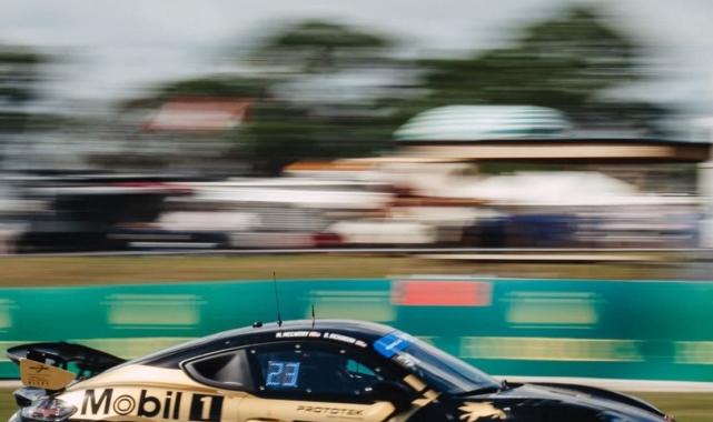 Mobil 1, 50 yılını 2024 motor sporları sezonu boyunca özel giydirmelerle kutluyor