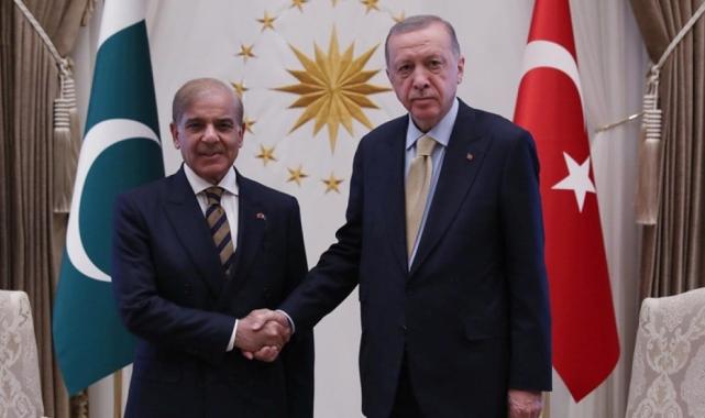 Pakistan Başbakanı Şerif: 5 milyar dolarlık hedef için Türkiye'yle ticareti artırmalıyız