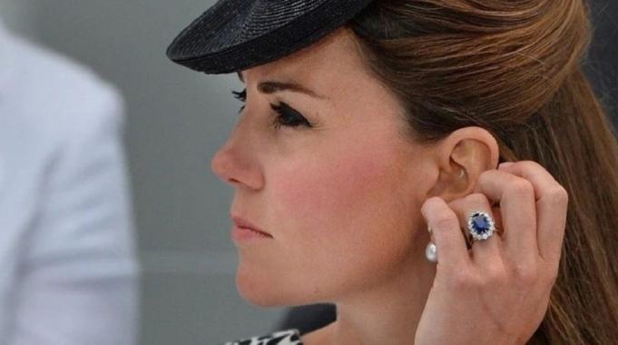 Prenses Diana'dan yadigar kalmıştı! Kate Middleton'ın yüzüğü tüyler ürpertti