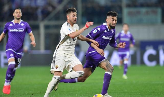 Roma, 1 puanı 90+5'te kurtardı