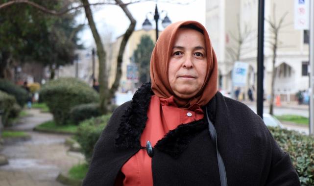 Sakarya'da bir kadın kendisini rahatsız eden adamı evire çevire dövdü