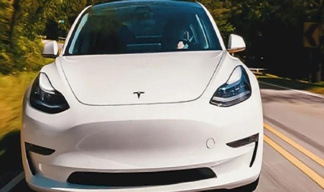 Almanya'daki fabrika alarm veriyor: Tesla hisseleri düşüşte