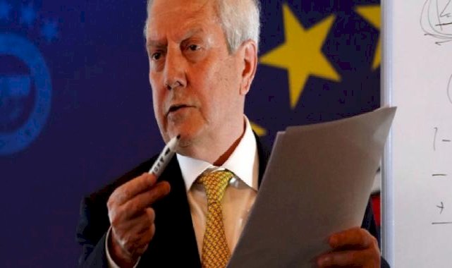 Aziz Yıldırım: Camia içinde Fenerbahçe'nin başarısını istemeyen şerefsizdir