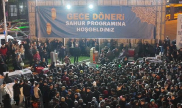 Başkan Aktaş, gece döneri sahur programında gençlerle buluştu