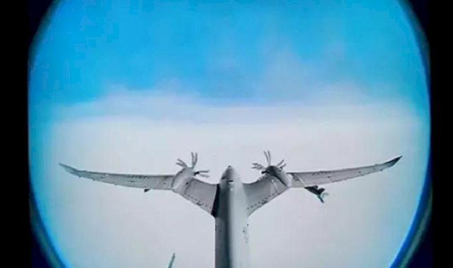 Bayraktar AKINCI'dan bir başarı daha! -122 Süpersonik Füze ile hedefi tam isabetle vurdu