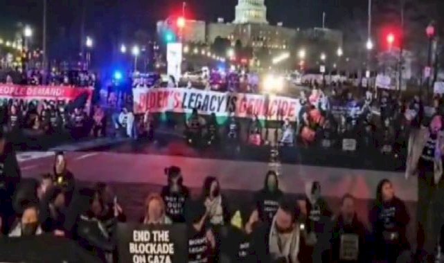 Filistin destekçileri, ABD Başkanı Biden'ın yolunu kesti