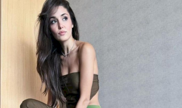 Hande Erçel'in Mumbai tarzı! 69 bin TL'lik kombini sosyal medyayı ikiye böldü