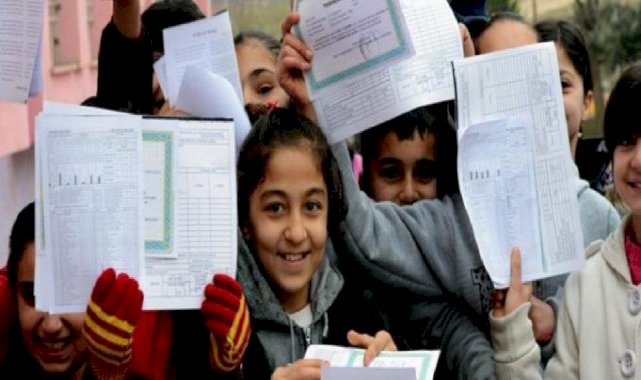 MEB açıkladı! Eğitimde yeni dönem: Karneler değişiyor...