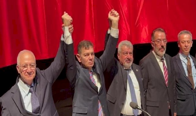 Trabzonspor Divan Kurulu Başkanı Mahmut Ören mazbatasını aldı