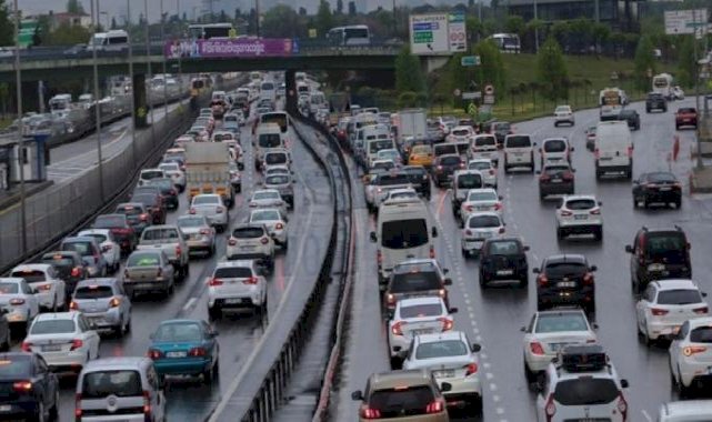 Trafikte en fazla araç olan ilk 20 il! En kalabalık trafik İstanbul'da