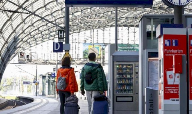 Ulaşımda hizmet aksadı! Almanya'da makinistler 4 ay içinde 6’ncı kez greve gidecek