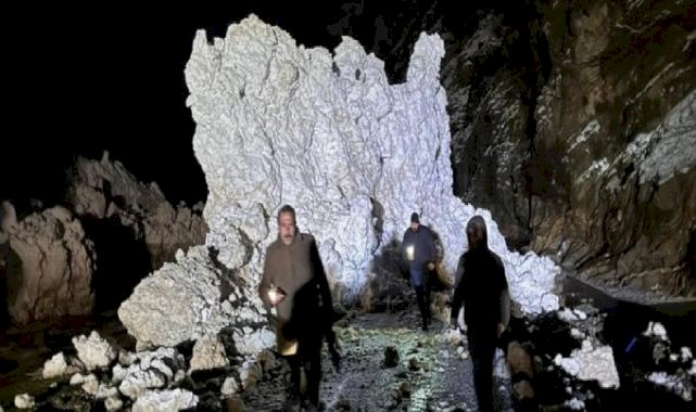 Van'da kara yolu çığ nedeniyle kapandı