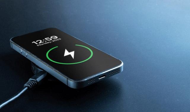 Telefonunuz elinizde patlamasın: İşte şarj aleti seçerken dikkat etmeniz gerekenler