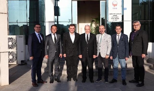 TSYD Bursa’ya Şadi Özdemir’den ziyaret