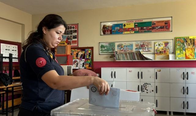 Türkiye sandık başında işte ilk görüntüler!