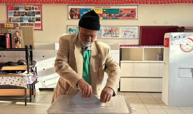 Türkiye sandık başında işte ilk görüntüler!