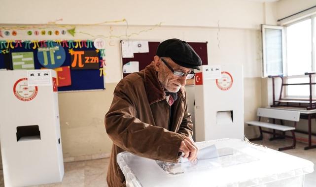 Türkiye sandık başında işte ilk görüntüler!
