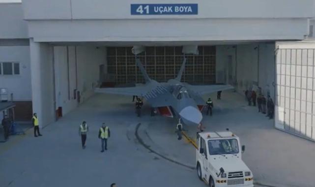 Türkiye'nin göklerdeki gücü! Milli Muharip Uçak KN boyandı