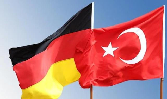 Türklerin gözü bu yasada! Almanya'da çifte vatandaşlık, 27 Haziran'da yürürlüğe girecek
