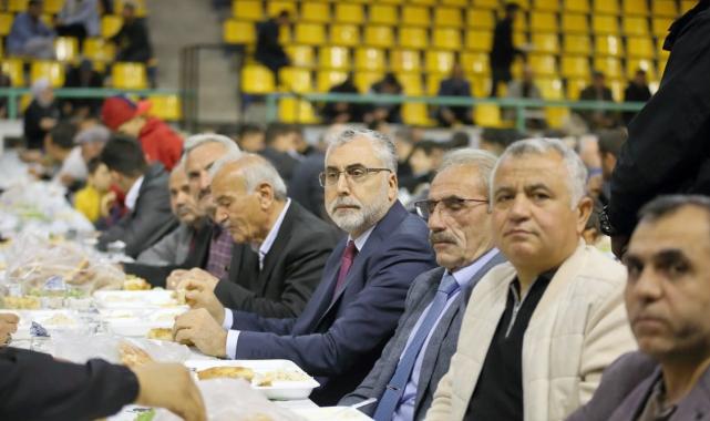 Vedat Işıkhan: Ekonomimizi yükselttikçe artan refahtan emeklimiz daha fazla pay alacak