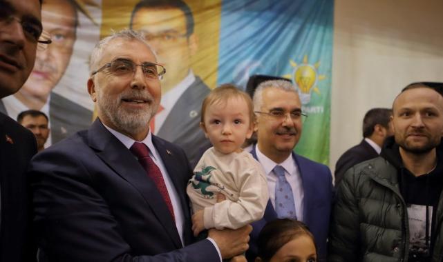 Vedat Işıkhan: Ekonomimizi yükselttikçe artan refahtan emeklimiz daha fazla pay alacak