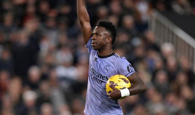 Vinicius'tan ırkçı taraftarlara karşı dik duruş