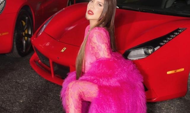 Wanda Nara bu kez Paris Hilton'a sataştı: "Beni taklit etmeyi seviyorsun aşkım"